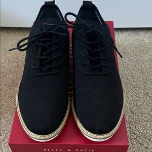 Kelly & Katie Black Knit Women’s Oxfords